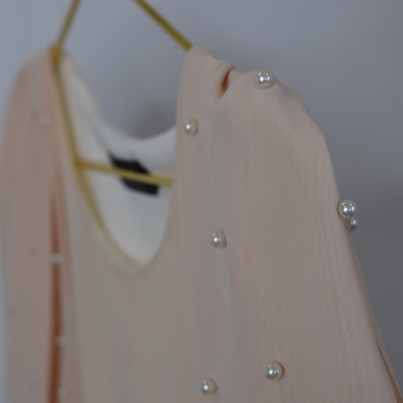 Blush & Pearl Top - Picture 3 of 6